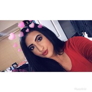 Meet your Posher, Monica